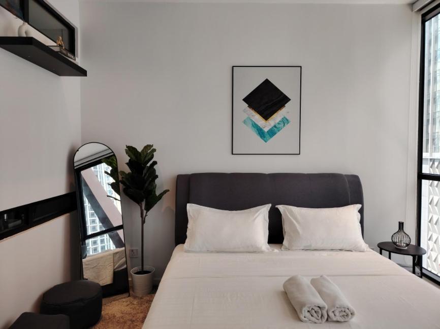 Scarletz Suites Klcc By Deko Куала Лумпур Стая снимка