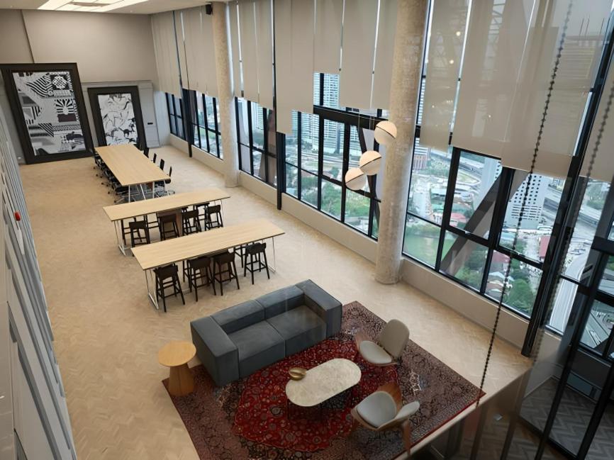 Scarletz Suites Klcc By Deko Куала Лумпур Екстериор снимка