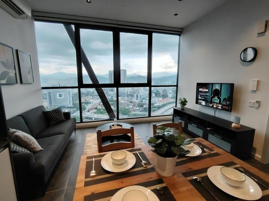 Scarletz Suites Klcc By Deko Куала Лумпур Екстериор снимка